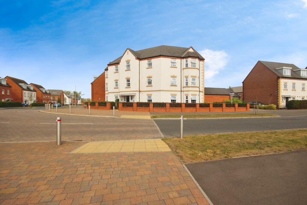 Main image of property: Vickers Way, Warwick, Warwickshire, CV34