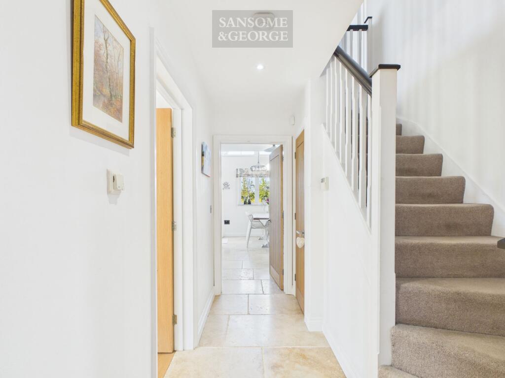 Monk Sherborne Road, Charter Alley, RG26 photo 5