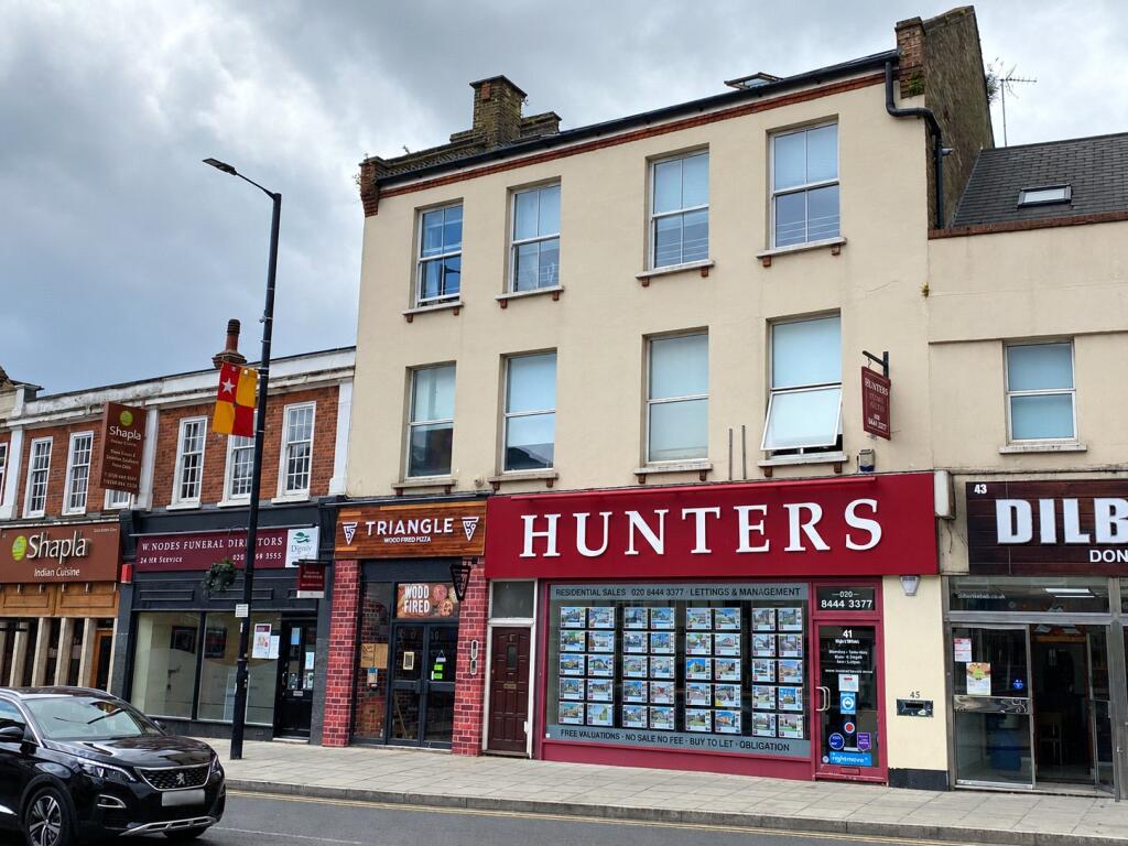 Main image of property: High Street, High Barnet, EN5