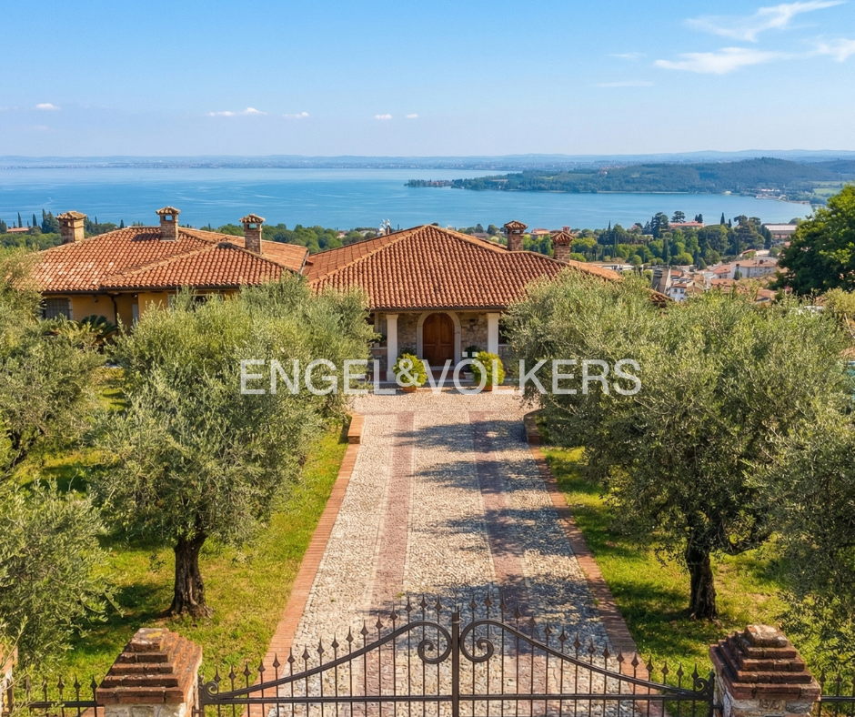 Main image of property: Padenghe Sul Garda, Brescia, Lombardy