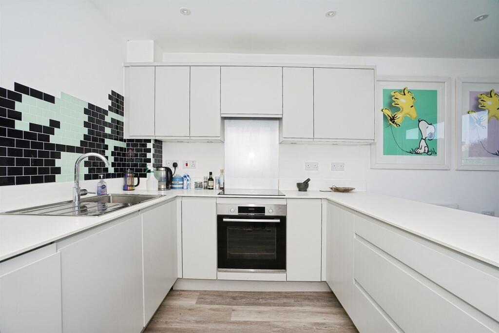 3-bed other on Lagoon Way, SHOREHAM-BY-SEA, £500,000