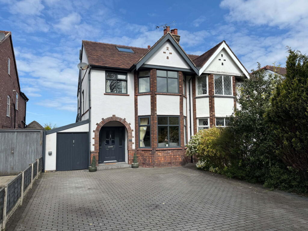Main image of property: Preston New Road, Churchtown, Southport, PR9