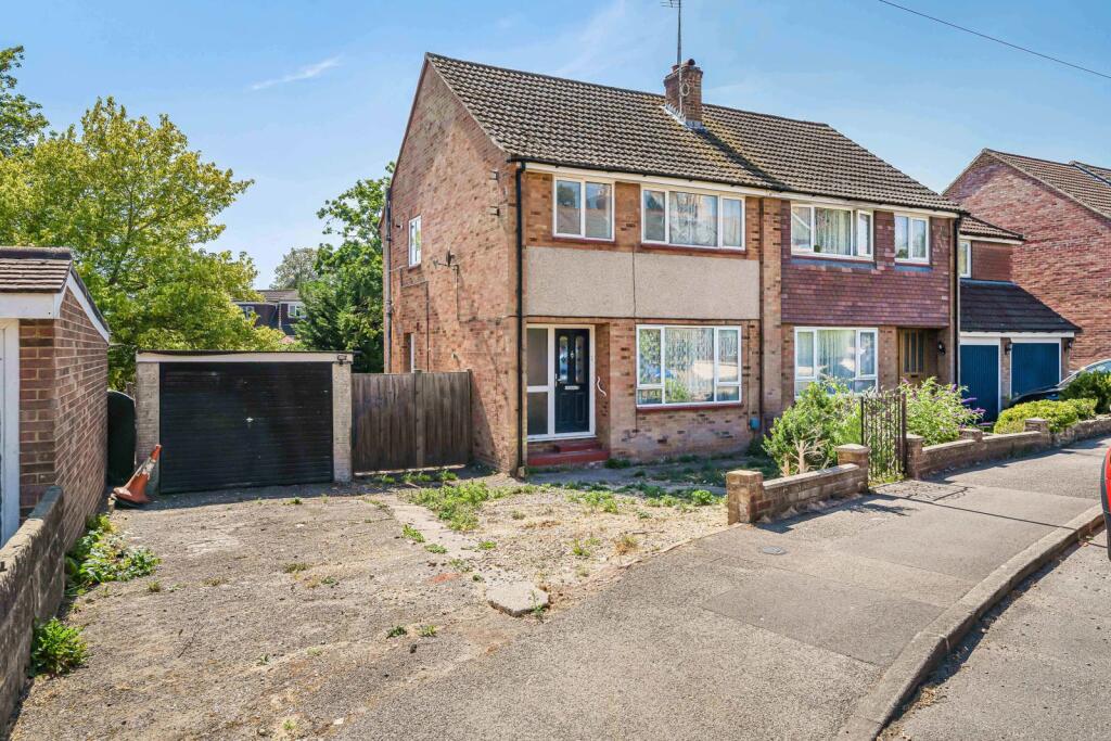 Main image of property: Wellington Lane, Farnham, Surrey, GU9