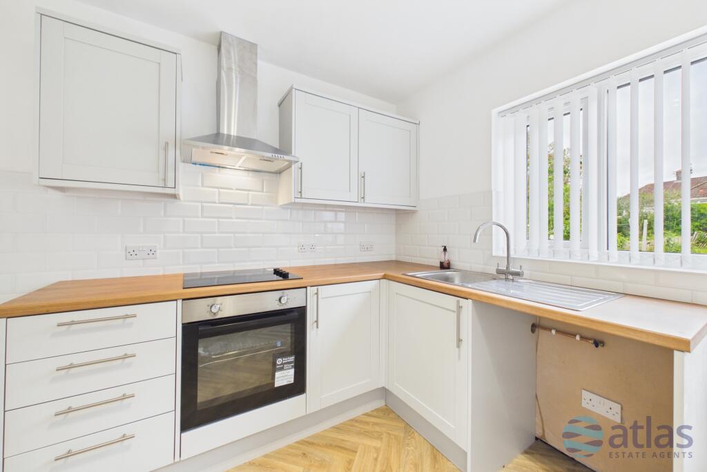 3 bedroom semi-detached house for rent