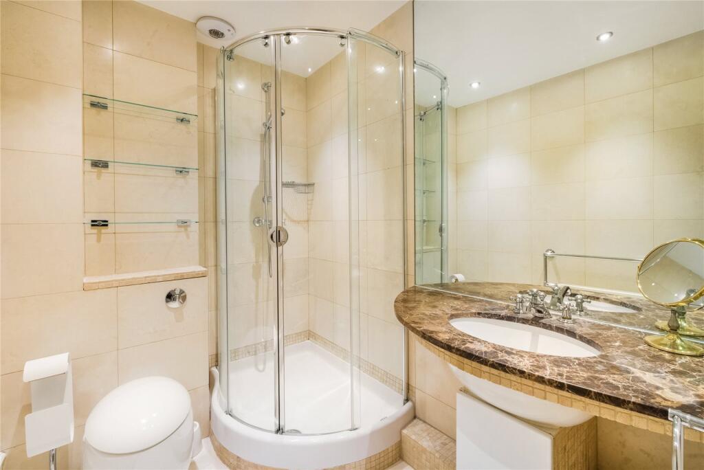 Apartment in London - View 3