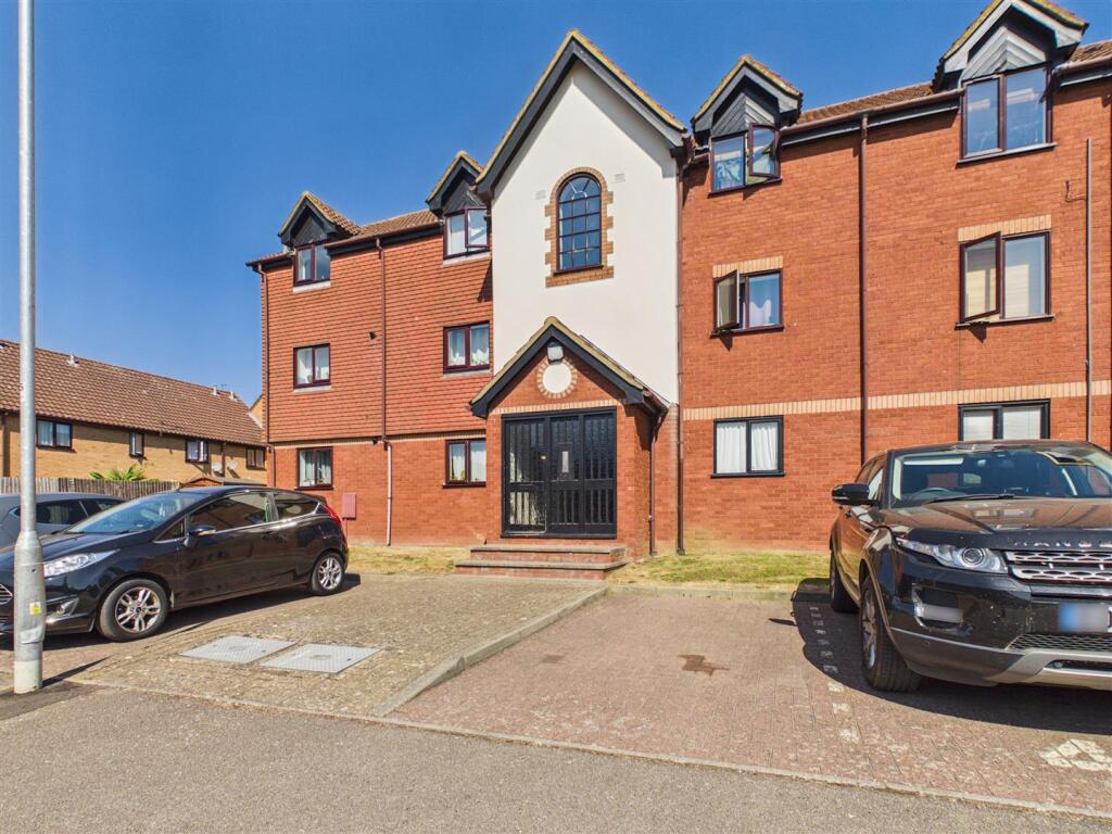Main image of property: Pascal Way, Letchworth Garden City