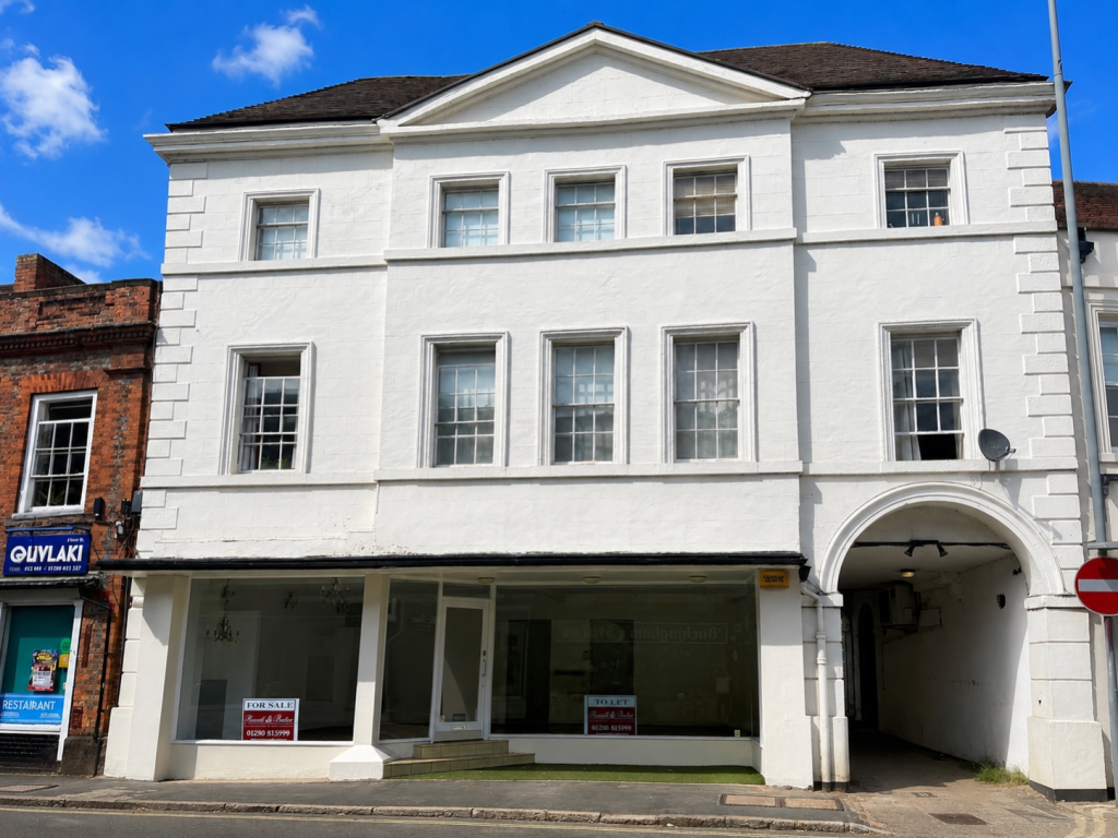 Main image of property: 3 West Street, Buckingham, Buckinghamshire, MK18