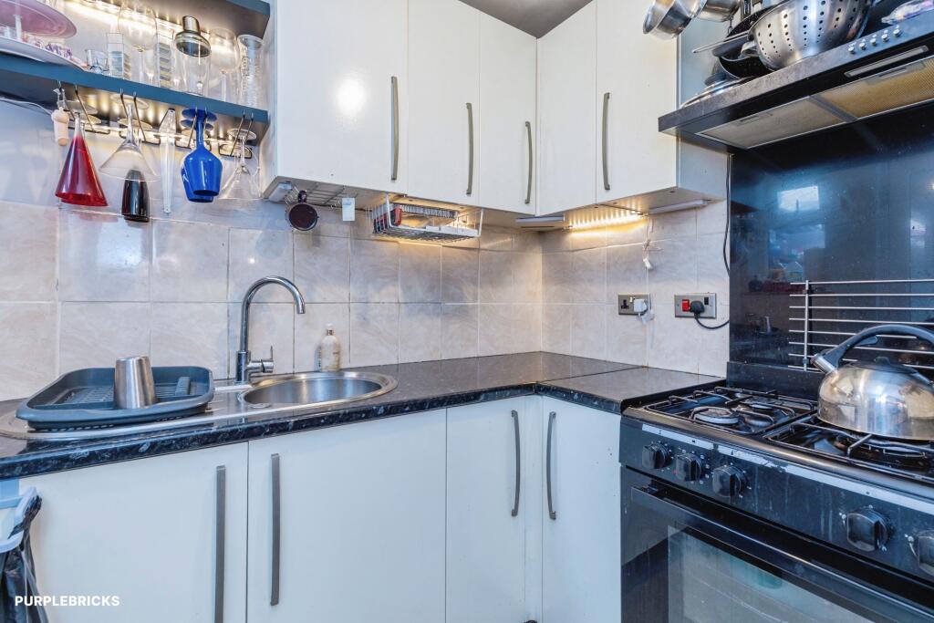 House in Rochester, Cliffe and Cliffe Woods - View 5