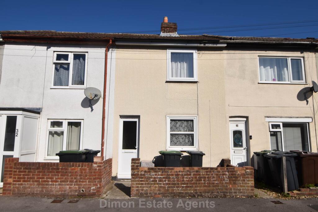 2-bed terraced on Leesland Road, Gosport, £175,000