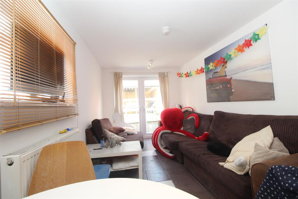House in Cardiff - View 3