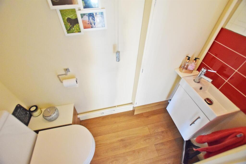House in Gillingham, Twydall - View 5