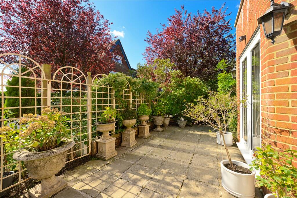 Property photo 11