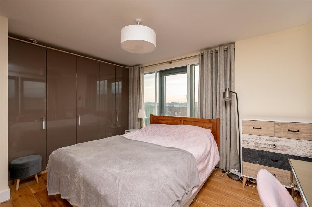 Apartment in York - More