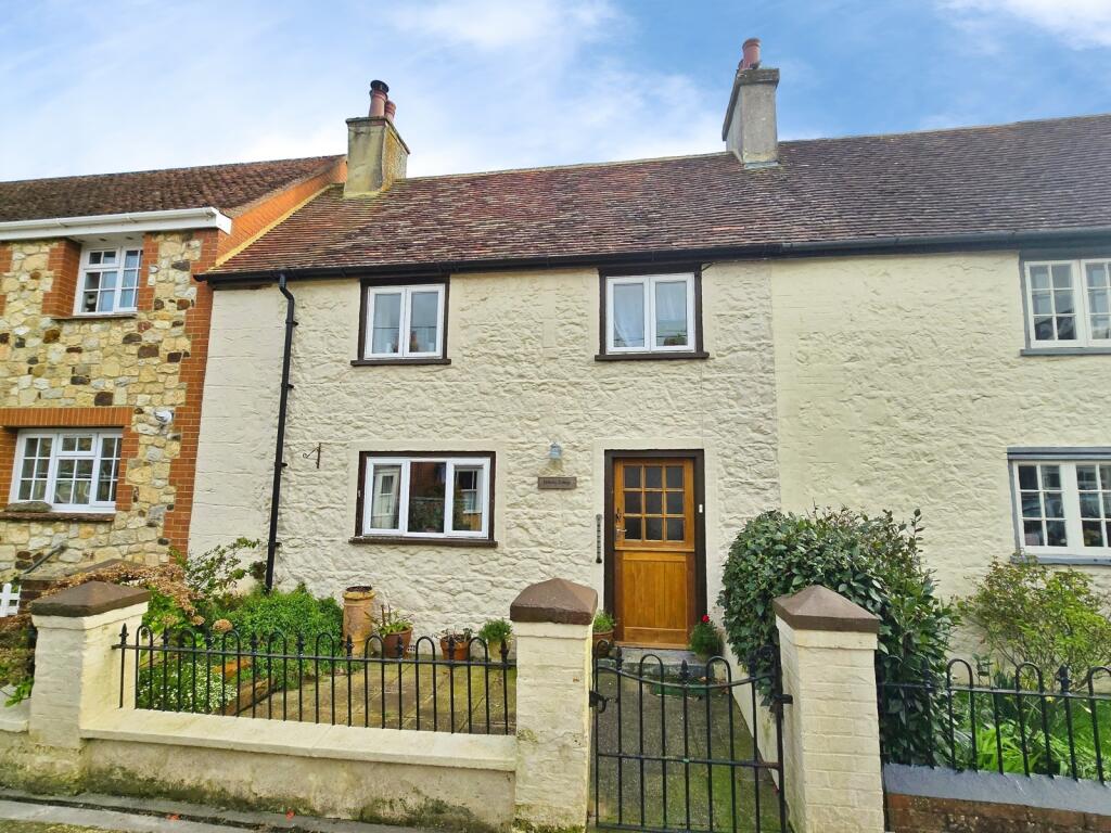 2-bed terraced on Church Place, Freshwater, Isle of Wight, £350,000