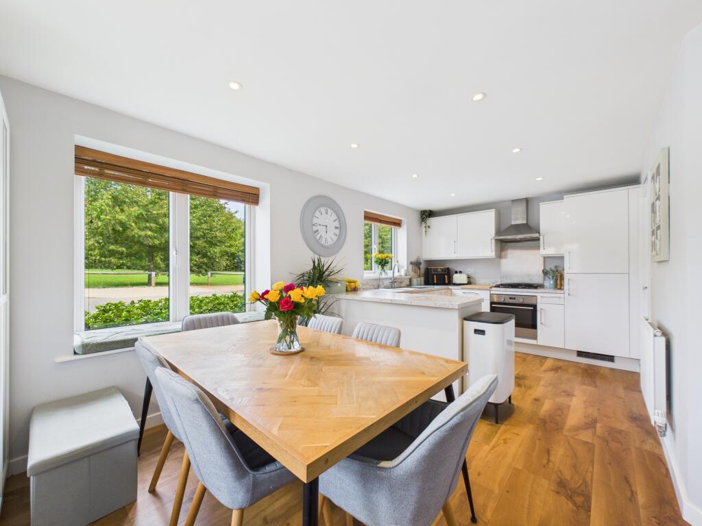 Lady Margaret Hall Way, Basingstoke, RG24 photo 4