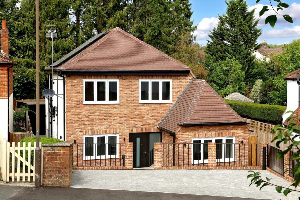 Rightmove. Property 4 bedroom detached house for rent in Deanway, Chalfont St. Giles ...