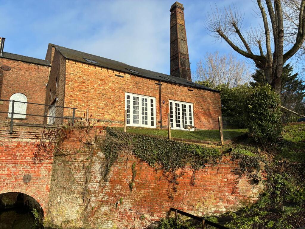 4-bed detached on South Brink, Wisbech, £300,000