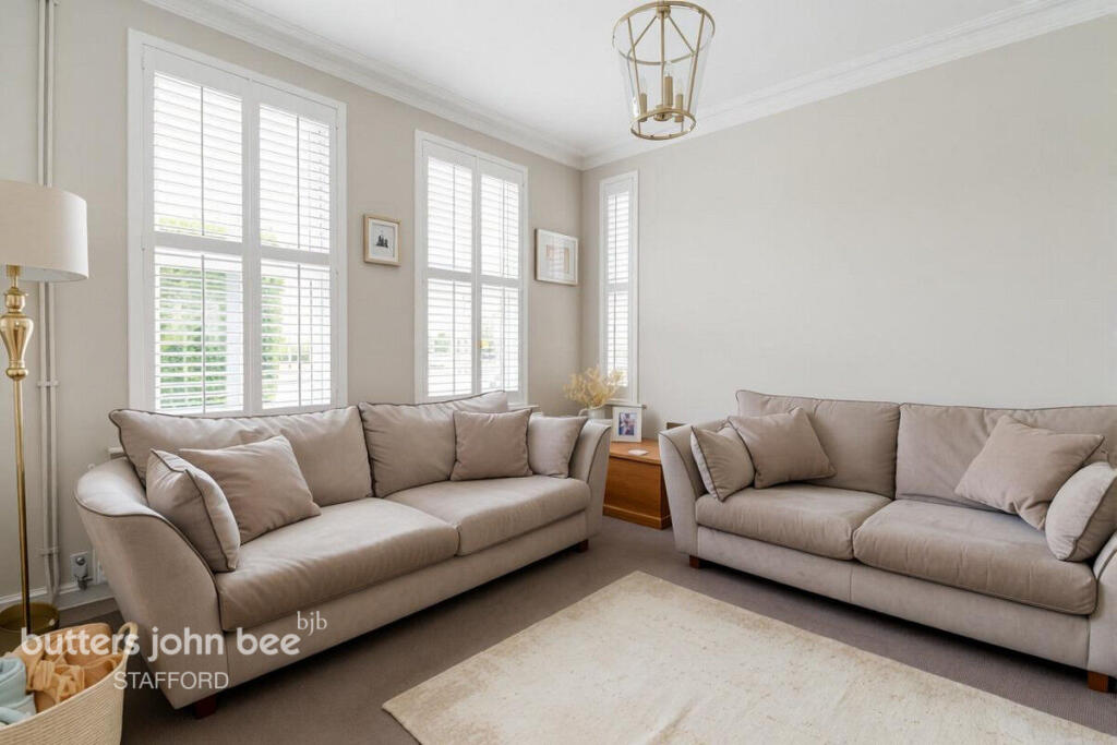 House in Stoke-on-Trent - View 5