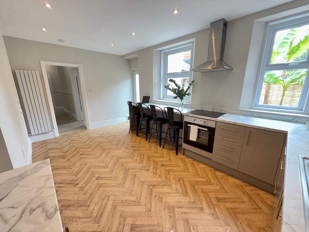 House in Chelston, Torquay, Chelston - More
