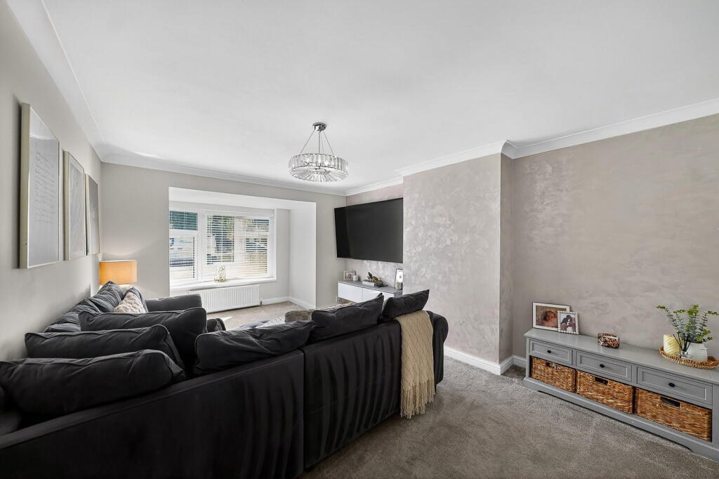 House in Birmingham, West Midlands - View 5