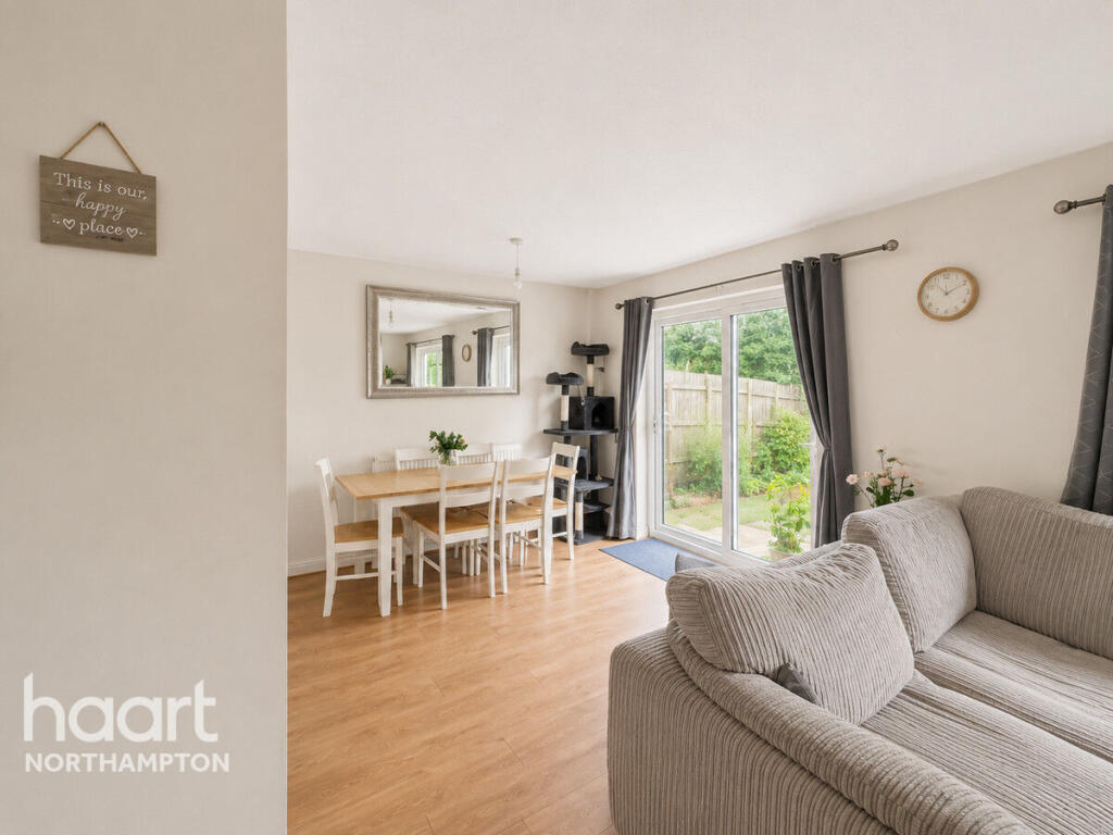 Wantage Close, Northampton - View 5
