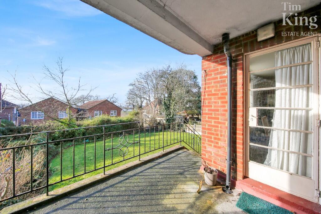 Mount Echo Avenue, Chingford, E4 photo 3
