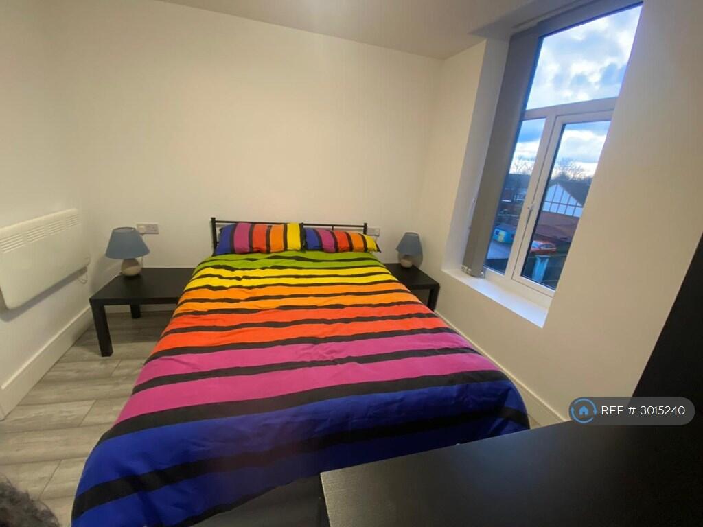 Apartment in Preston - View 5