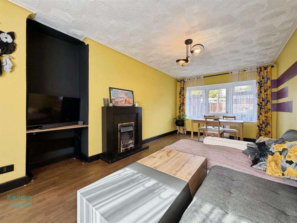 House in Sheffield - View 4