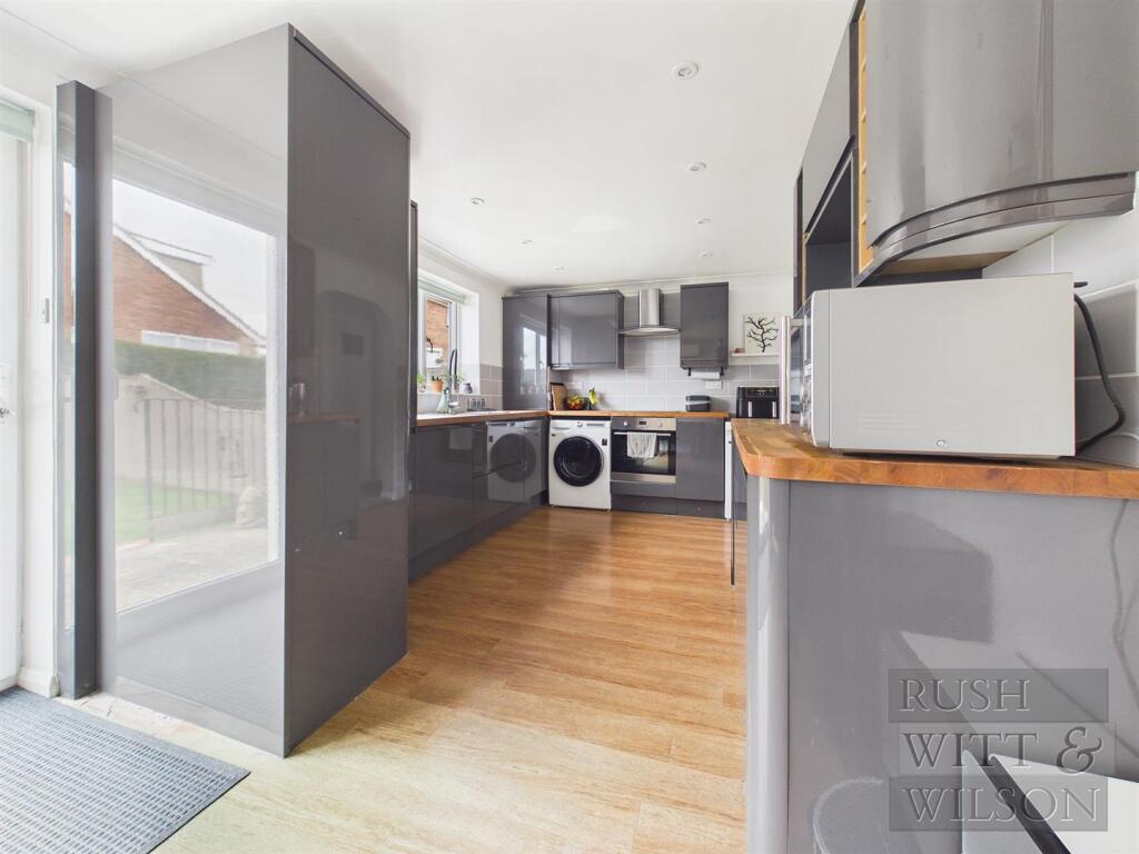 House in Tonbridge - View 4
