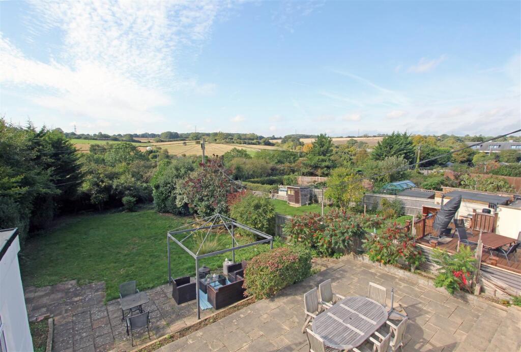 5-bed semi-detached on Old Watling Street, Flamstead, St. Albans, £675,000