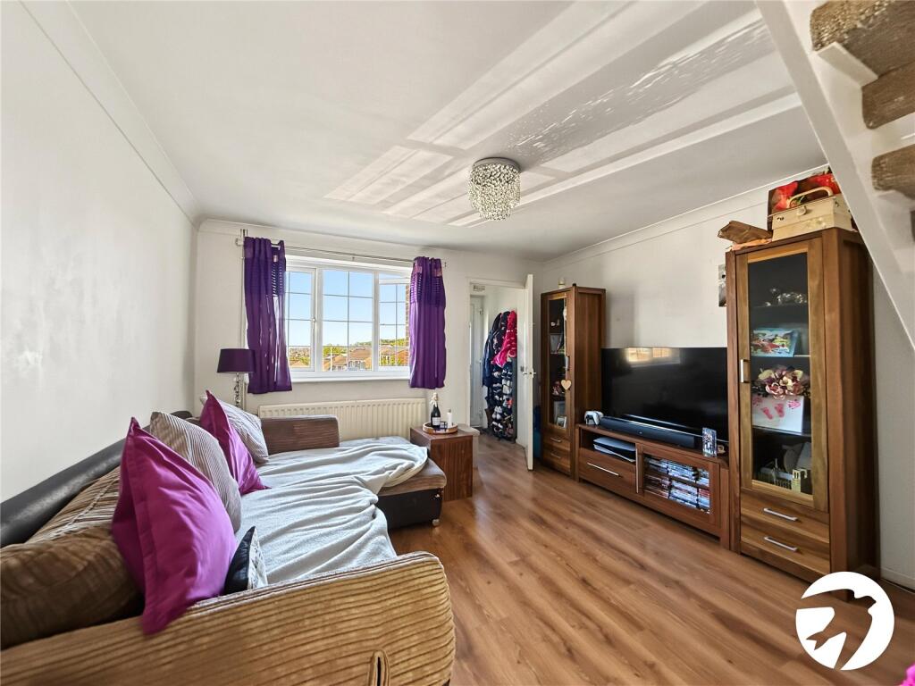 House in Chatham, Medway - View 5