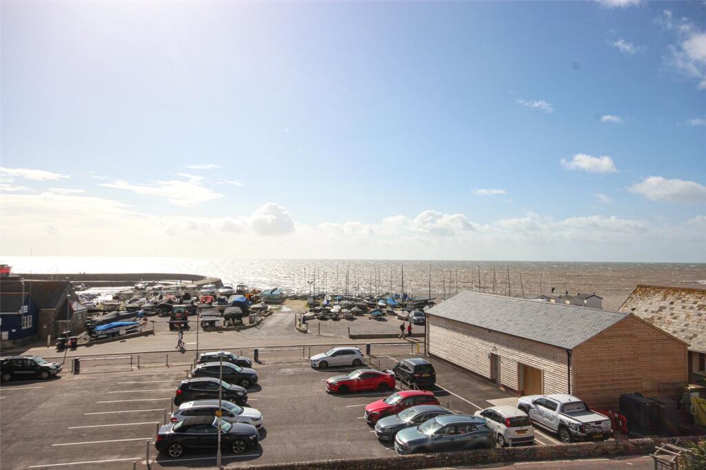 Ozone Terrace, Lyme Regis, Dorset, DT7 photo 2