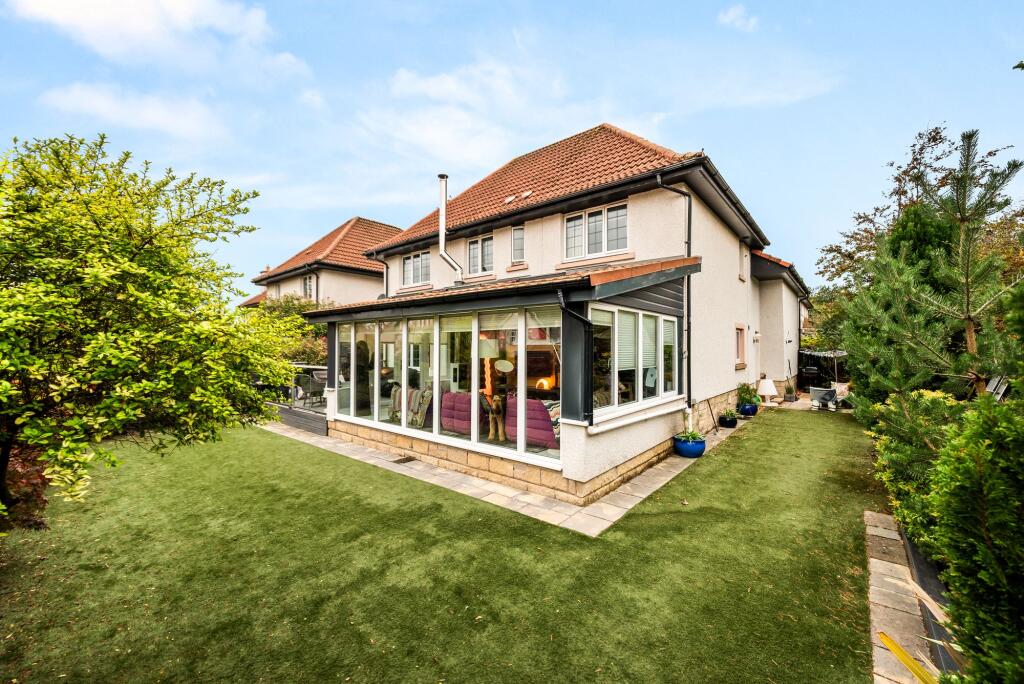 4-bed detached on 21 Wyvis Avenue, Broughty Ferry, DD5 3ST, £419,000