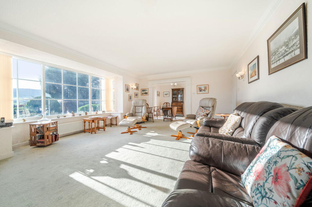 Park Road, Cross Hills, North Yorkshire, BD20 8BG photo 3
