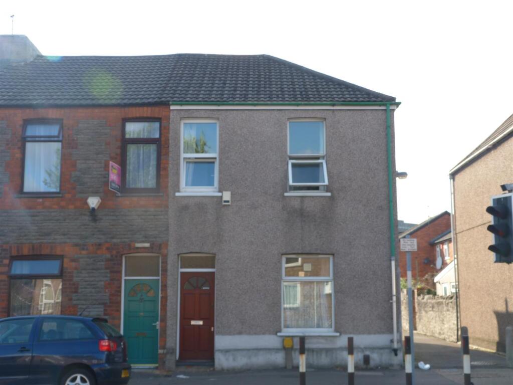 Cathays Terrace, Cathays