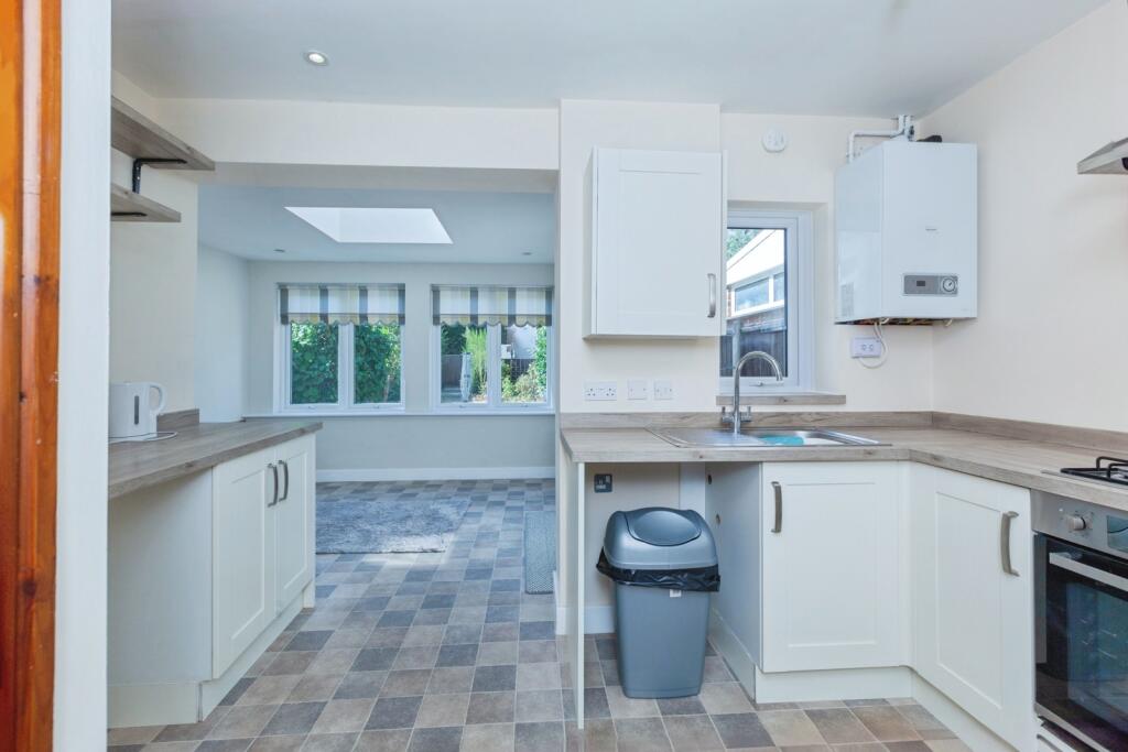 House in Blaby, Cosby - More
