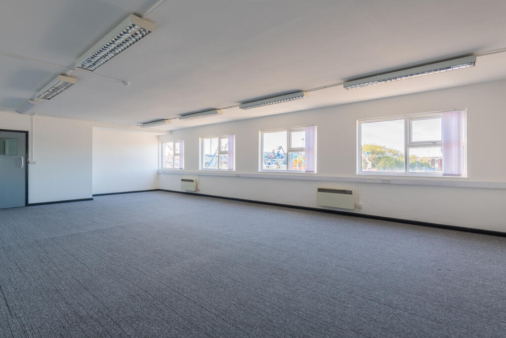 110 Burcott Road, Avonmouth WEB-19.jpg