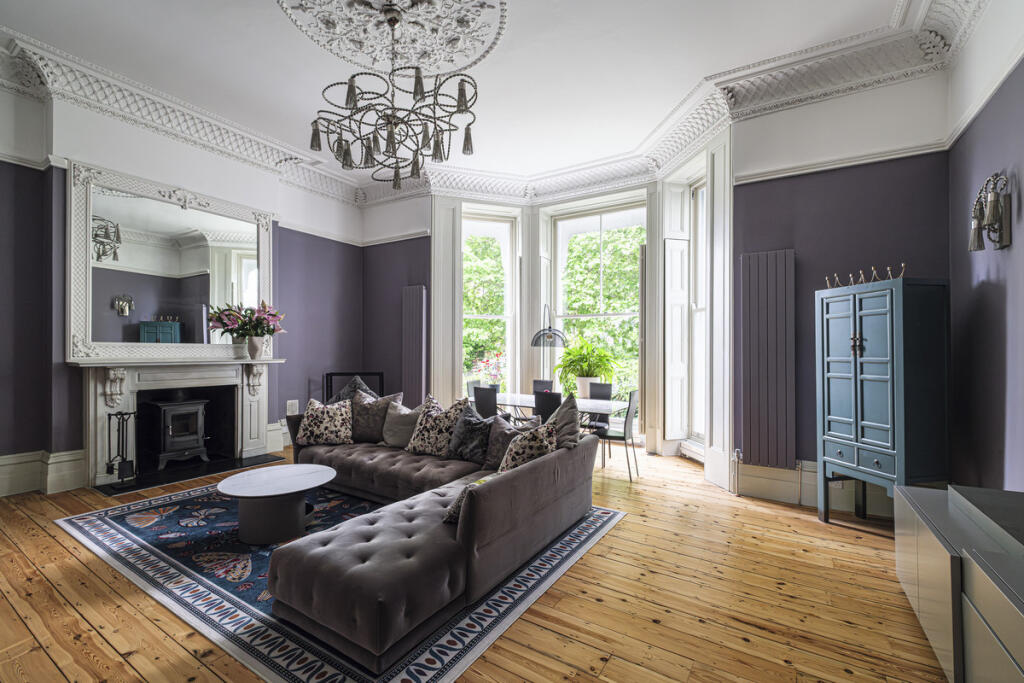 Apartment in London - More