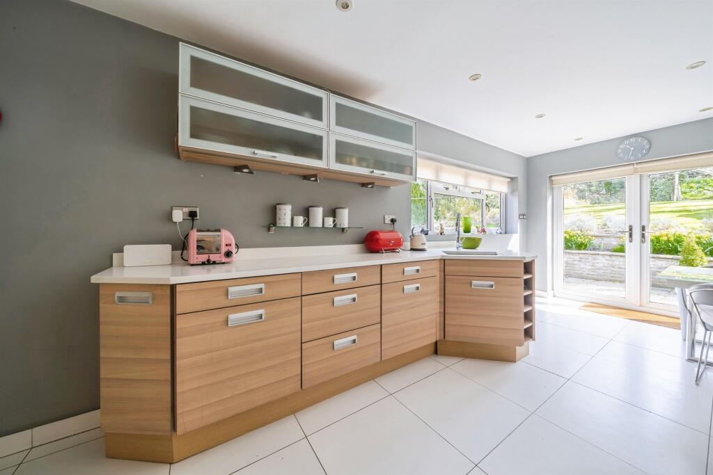 House in Brighton - View 3