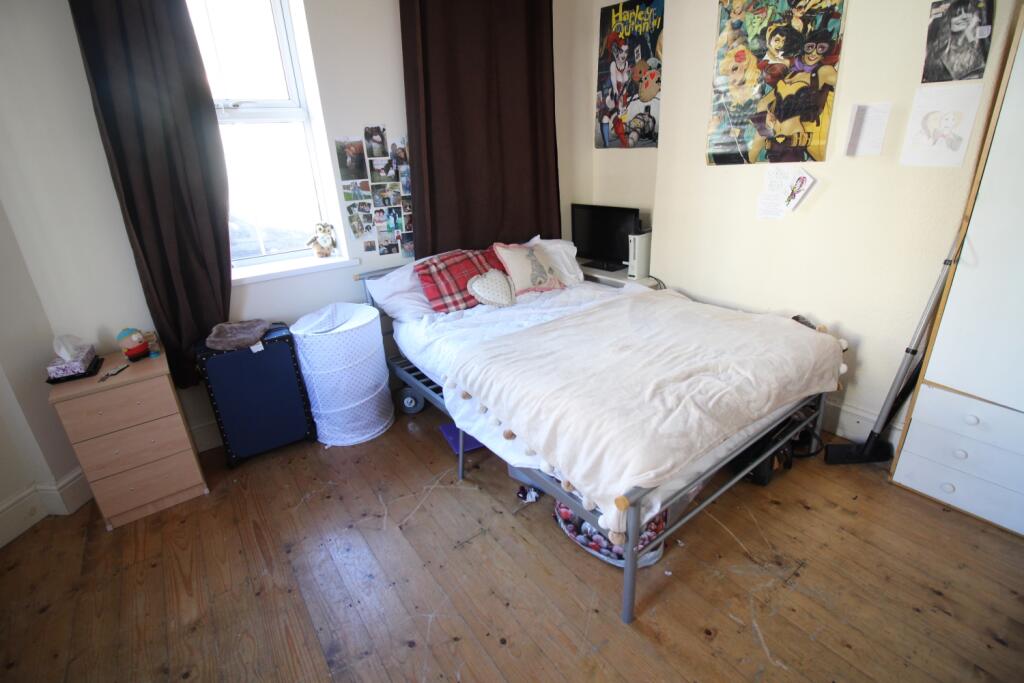 House in Cardiff, Maindy, Cathays - View 4