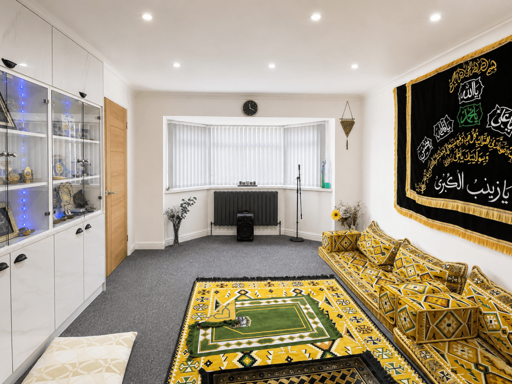 House in Sandwell, Kenrick Village - More