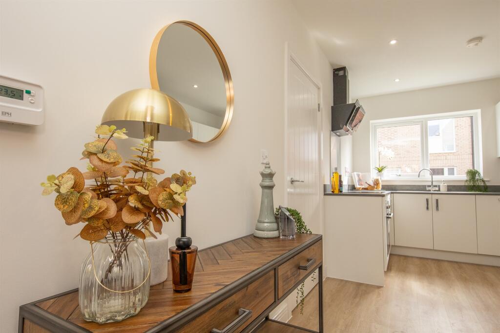 House in Parkeston, Ramsey and Parkeston - More