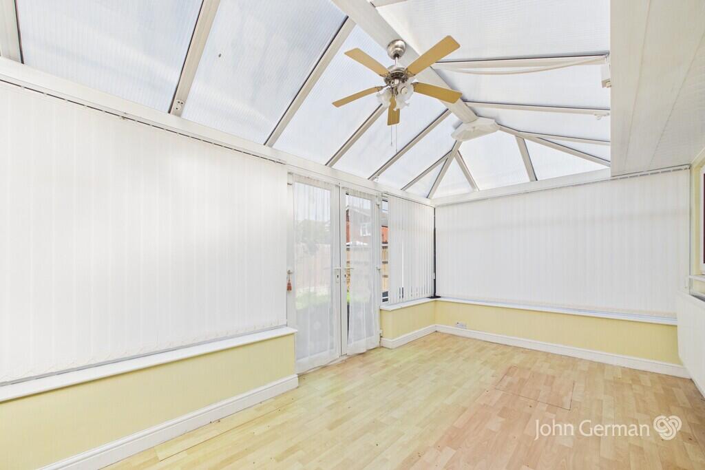 House in Stoke-on-Trent - View 5