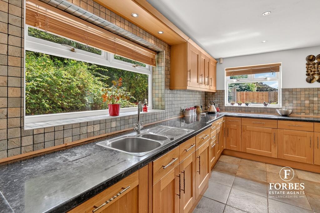Hunters Lodge, Mellings Fold, Preston, PR1 - View 6