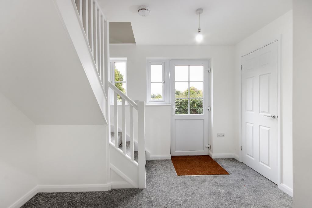 House in Tonbridge - More