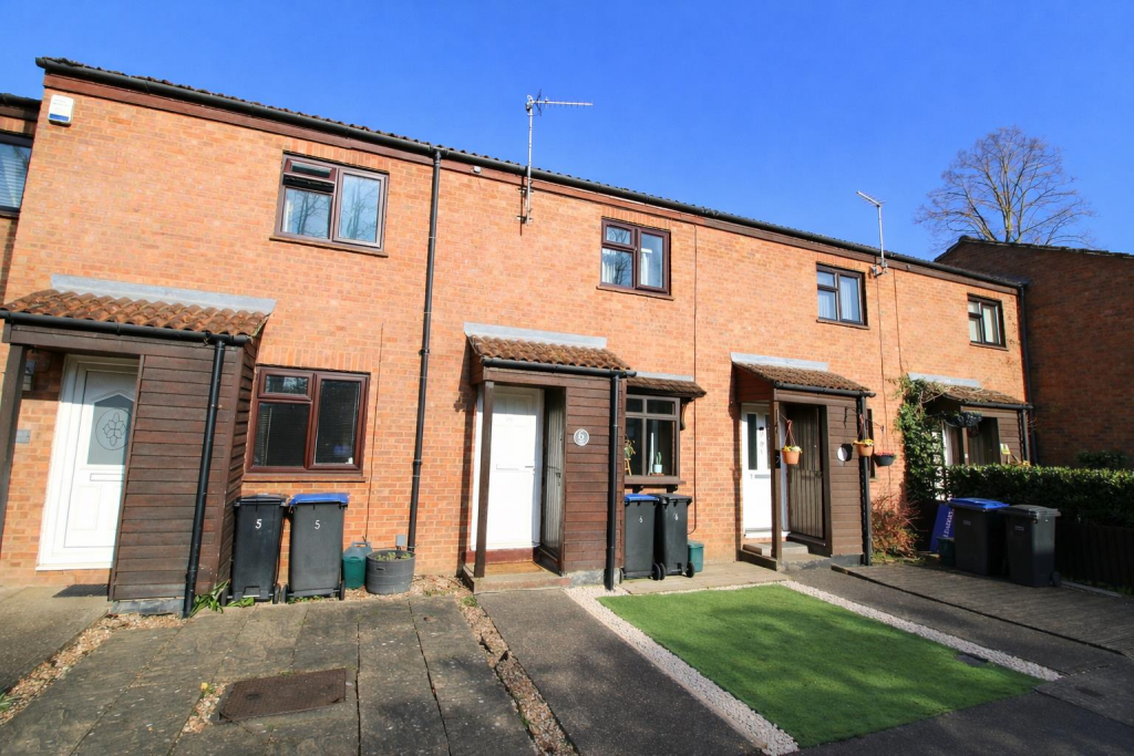 Main image of property: Roman Vale, Old Harlow