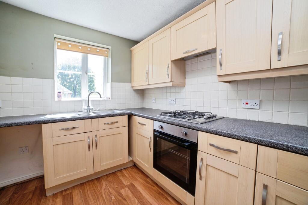 House in Ashfield, Sutton in Ashfield, Nottinghamshire - View 3