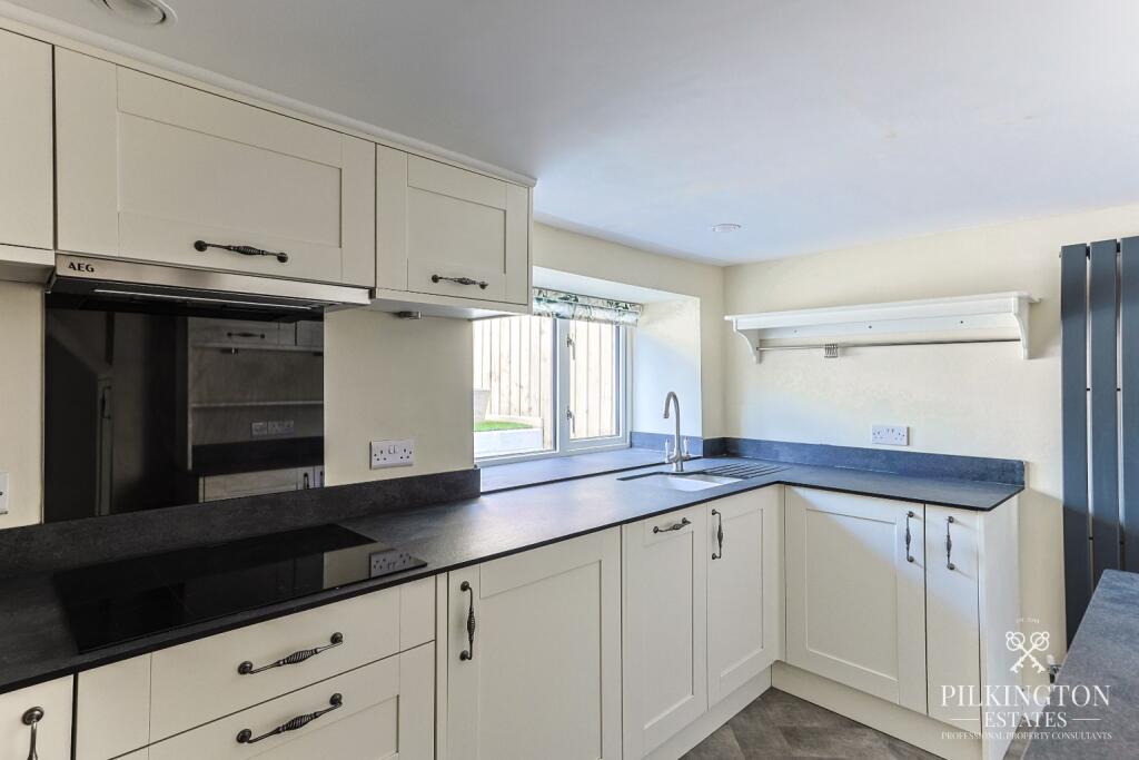 House in Plymouth, Staddiscombe - View 3
