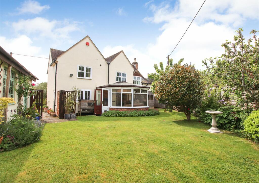 Woodside Lane, Lymington, Hampshire, SO41 photo 2