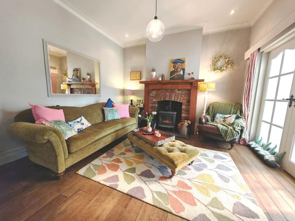 House in South Tyneside, Harton Nook - View 3